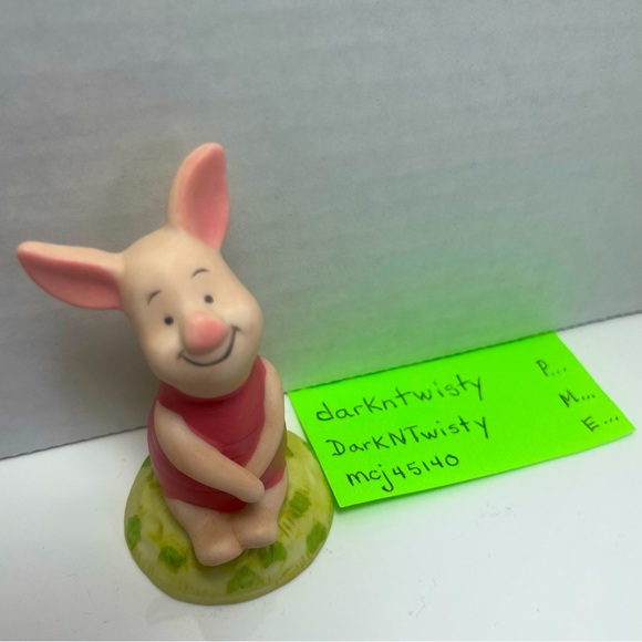 BNWT Vintage Piglet bisque figurine Classic Winnie the Pooh collection - Picture 2 of 9